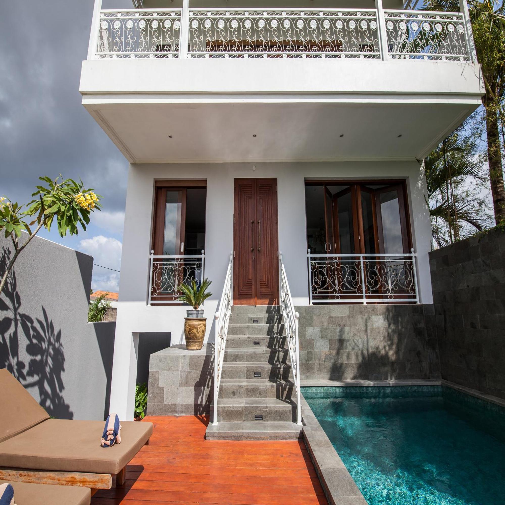 Batavia Umalas Villa Seminyak (Bali)